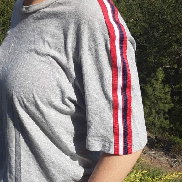 Gray Women's Top with Red Stripes - Picture 3 of 6